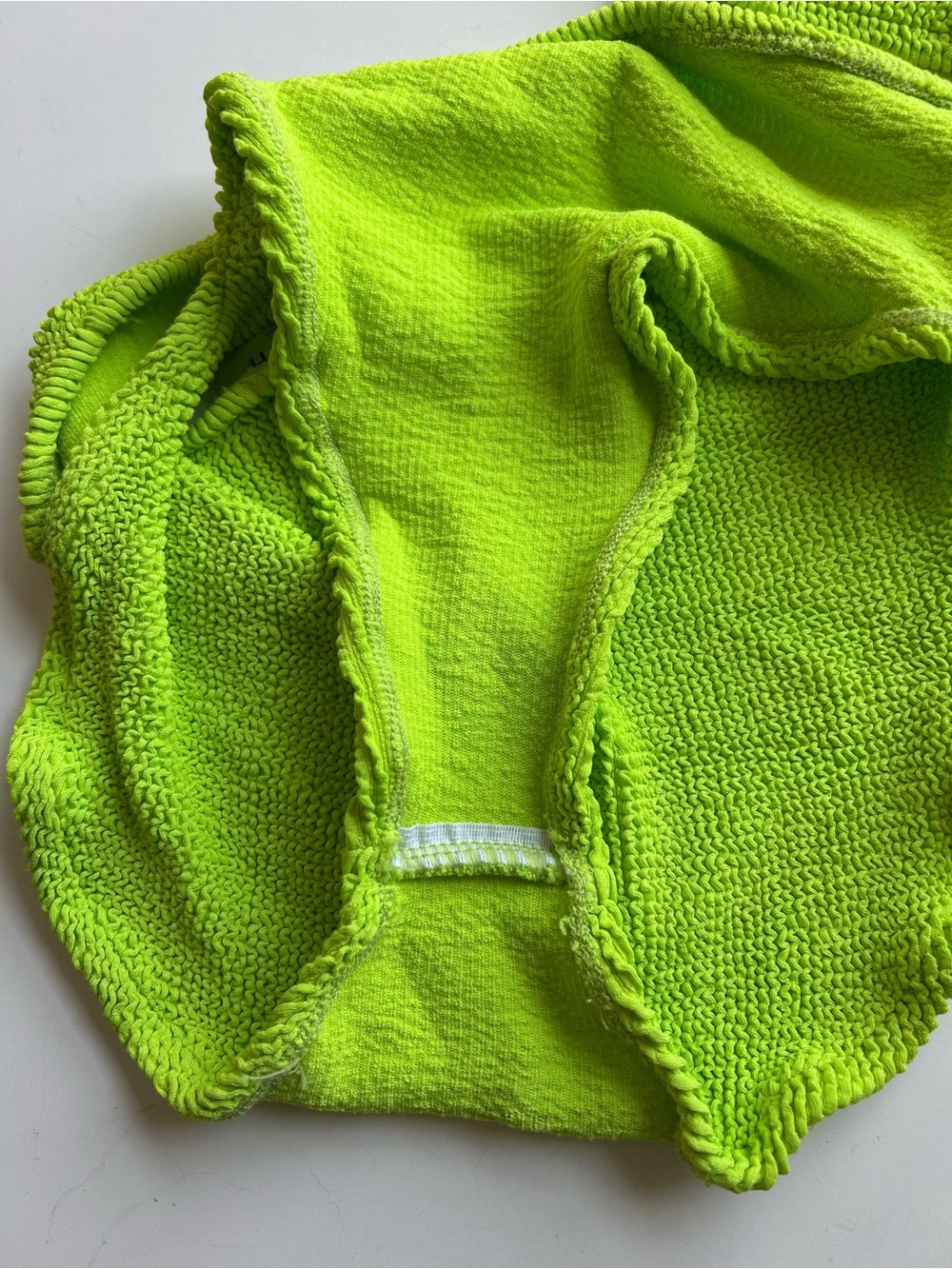 Youswim aplomb high waist two piece - wasabi (neon green) - stretch 1 - Picture 4 of 5